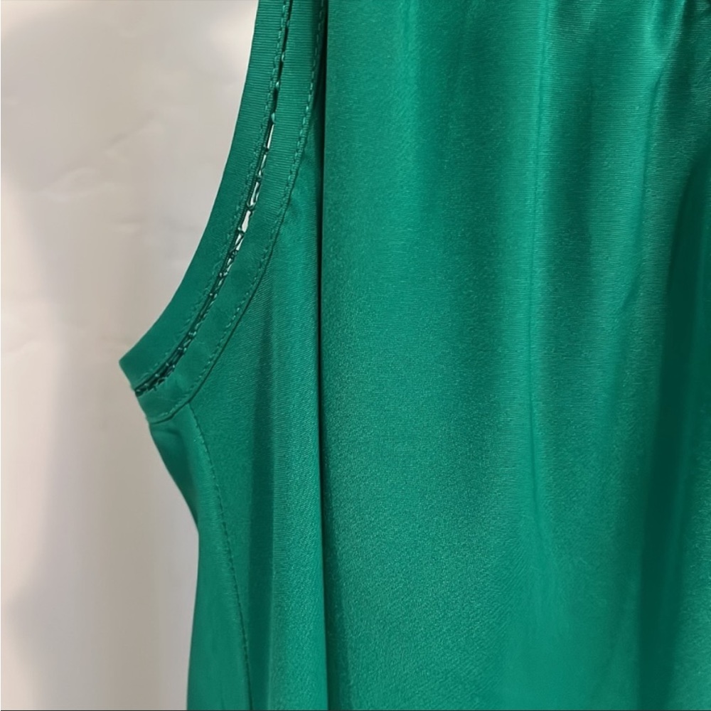 Banana Republic Sleeveless Green Blouse - Picture 3 of 4